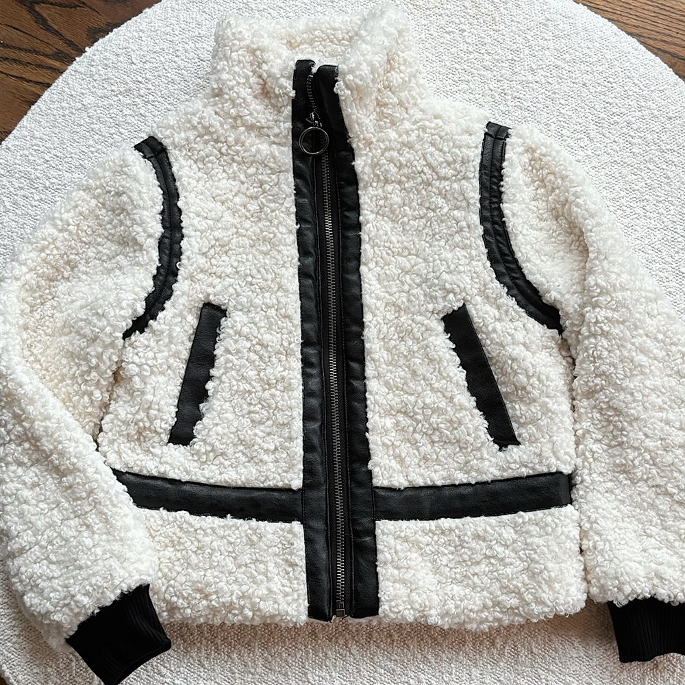 Design History Girl’s Cream Fluffy Coat